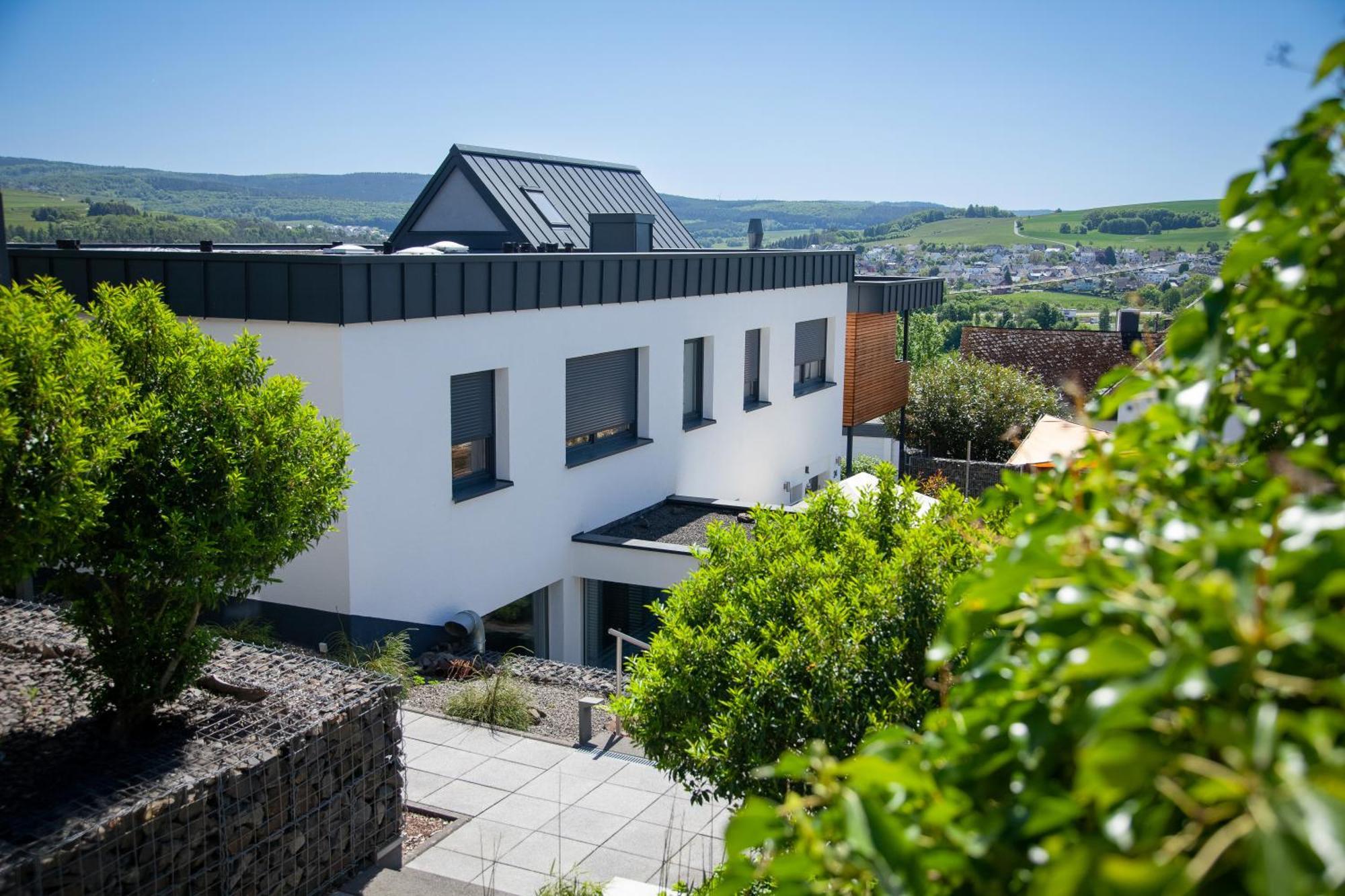 Wohnraum Gaeste- & Boardinghaus Gusterath Exterior photo