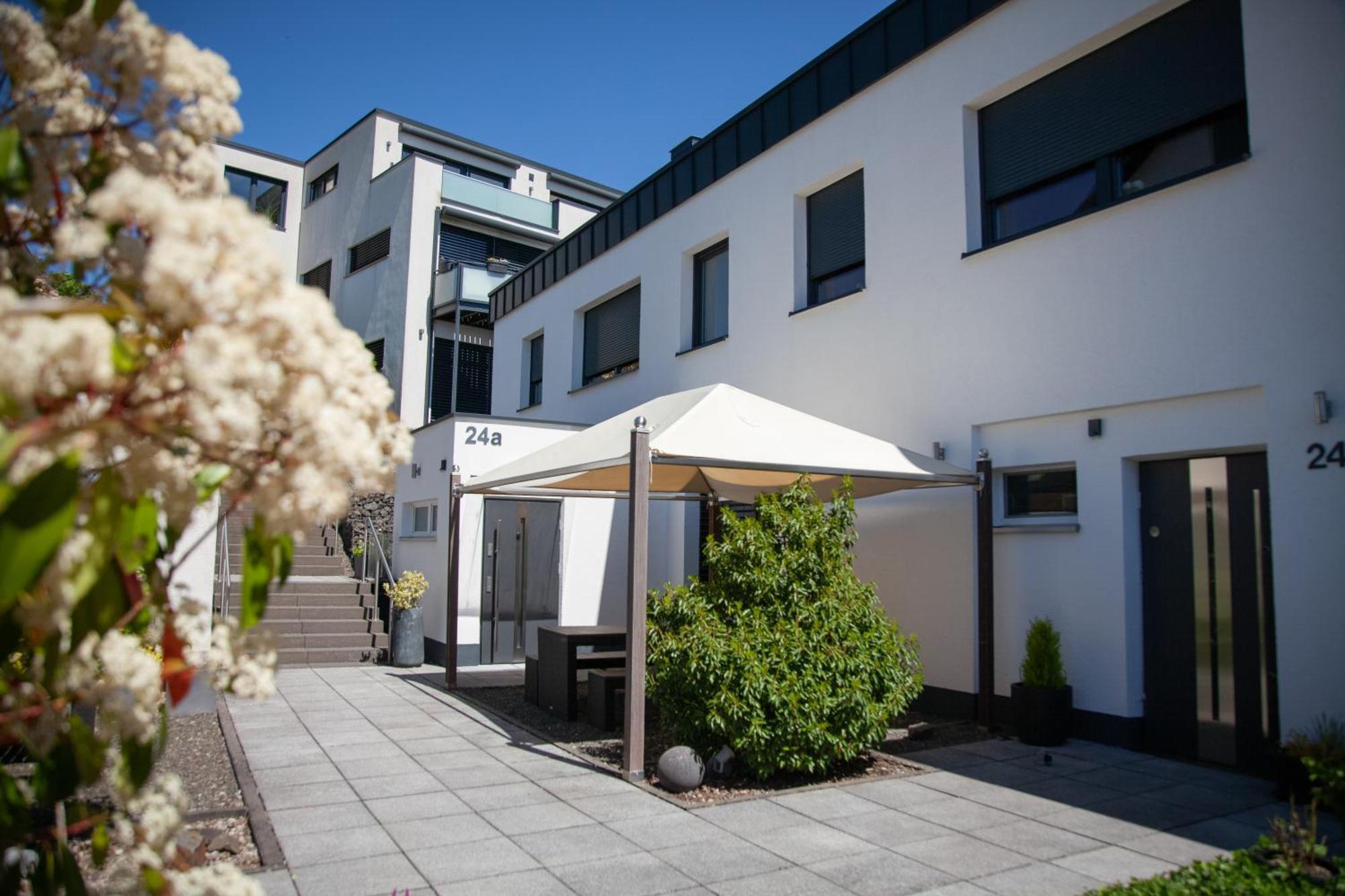 Wohnraum Gaeste- & Boardinghaus Gusterath Exterior photo